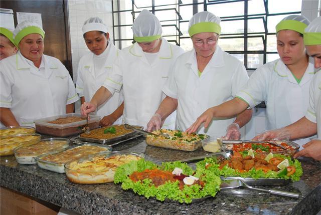 Merendeiras Concurso Elege As Melhores Receitas Das Cozinhas Escolares Prefeitura Municipal 2736